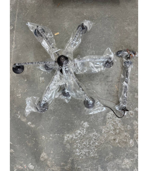 1 Pallet - Wholesale  Liquidation - Lamps, Lighting & Accessories - Condition: Customer returns