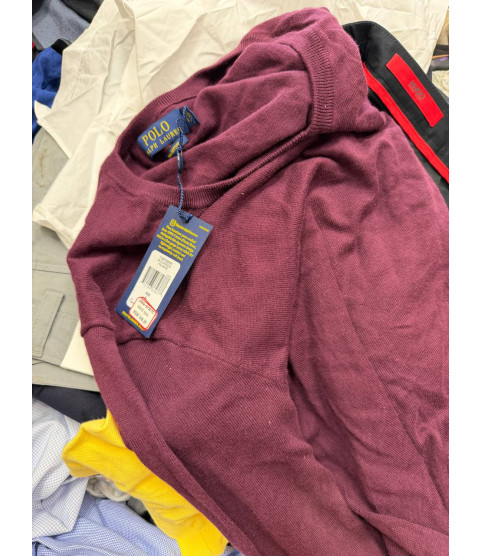 1 Pallet - Hudson's Bay Liquidation - Clothes & Apparel - Condition: Customer returns 