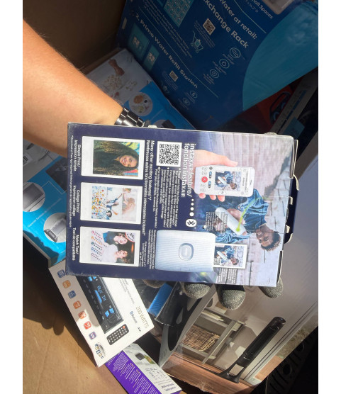 1 Pallet - Wholesale Walmart Liquidation - Electronics, Home Appliances, Tools & Garden - Condition: Customer returns – Unsorted