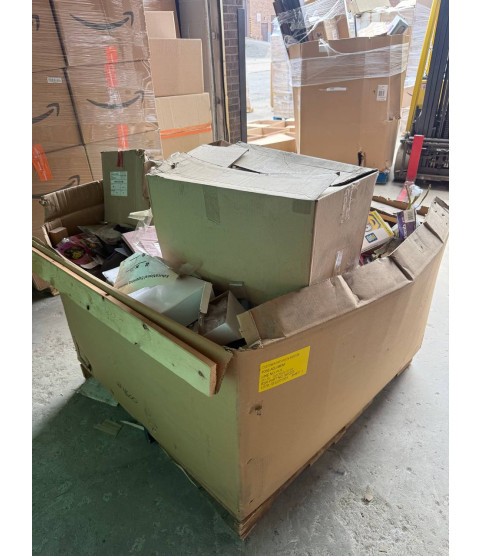 1 Pallet - Wholesale Walmart Liquidation - Halloween and Christmas products, General Merchandise - Condition: Customer returns  – Unsorted