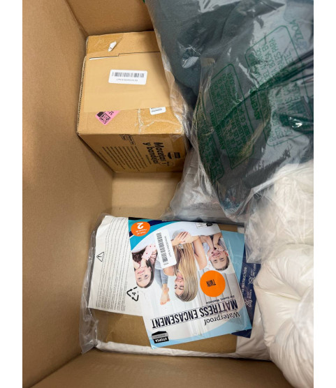 1 Pallet - Wholesale Amazon Liquidation - General Merchandise, Comforter, Bedsheets, Towels, Bedding stuff - Condition: Customer returns - Unsorted