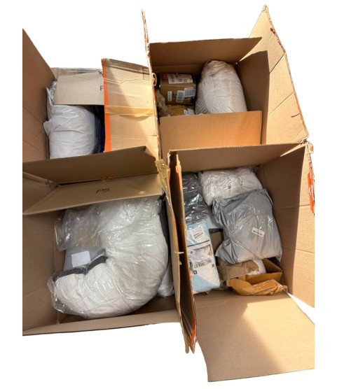 1 Pallet - Wholesale Amazon Liquidation - General Merchandise, Pillows, Bedding & Towels - Condition: Customer returns - Unsorted