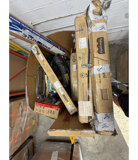 1 Pallet - Wholesale Walmart Liquidation - General Merchandise & Furniture - Condition: Customer returns - Unsorted