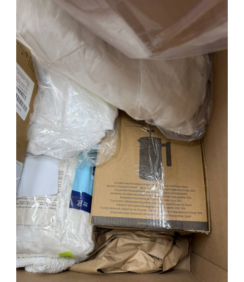 1 Pallet - Wholesale Amazon Liquidation - General Merchandise, Bedding & Pillows, Budget staff - Condition: Customer returns - Unsorted