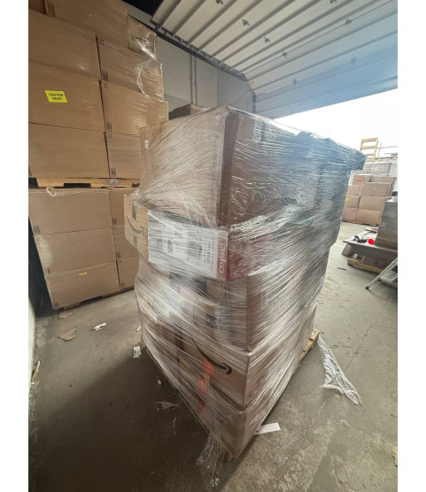 3 Pallets - Wholesale Amazon Liquidation - Clothes, Electronics, General merchandise - Condition: Customer returns - Unsorted