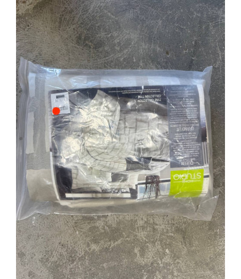 1 Pallet - Wholesale Hudson's Bay Liquidation - Bedding, Duvet Covers & Sheets - Condition: Customer returns - Unsorted