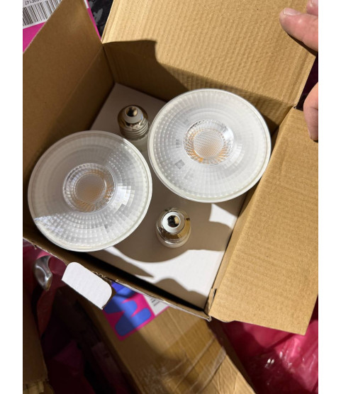 1 Pallet - Wholesale Walmart Liquidation - General Merchandise, Electronics, Toys, Apparel etc - Condition: Customer returns - Unsorted