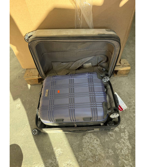 1 Pallet - Wholesale Liquidation - Suitcases - Condition: Customer returns