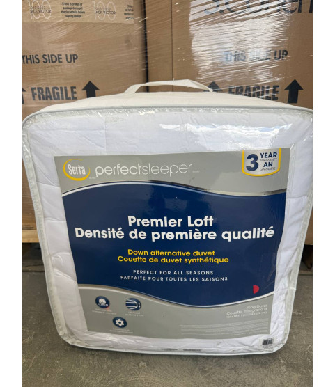 1 Pallet - Wholesale Hudson's Bay Liquidation - Pillows & Blankets - Condition: Customer returns - Unsorted