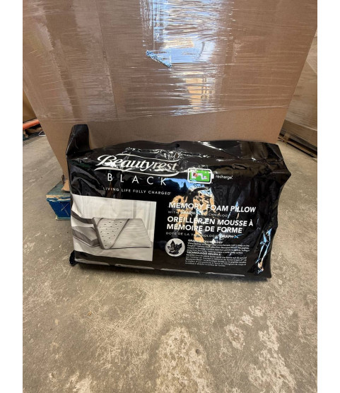 1 Pallet - Wholesale Hudson's Bay Liquidation - Assorted Pillows - Condition: Customer returns