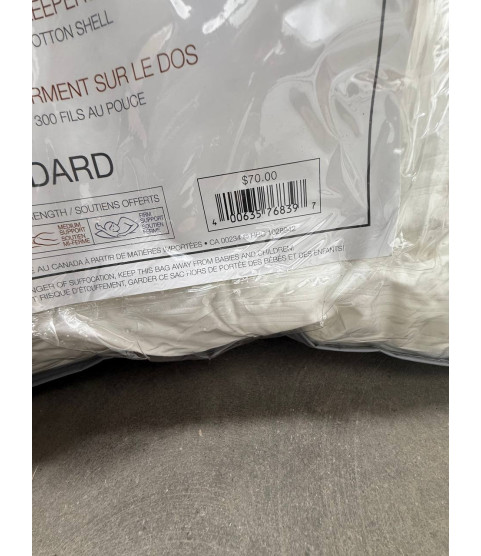 1 Pallet - Wholesale Hudson's Bay Liquidation - Assorted Pillows - Condition: Customer returns