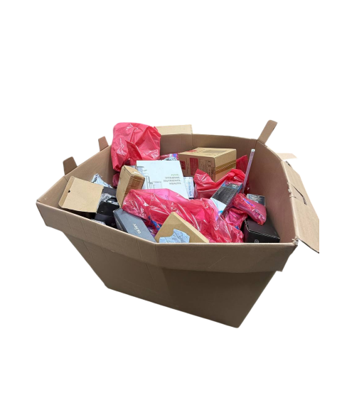 1 Pallet - Wholesale Walmart Liquidation - Clothes, Accessories, Electronics & Toys - Condition: Customer returns - Unsorted