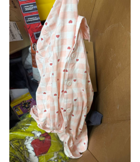 1 Pallet - Wholesale Walmart Liquidation - General merchandise, Electronics, Toys, Clothing - Condition: Customer returns - Unsorted