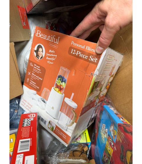 1 Pallet - Wholesale Walmart Liquidation - General merchandise, Electronics, Toys, Clothing - Condition: Customer returns - Unsorted