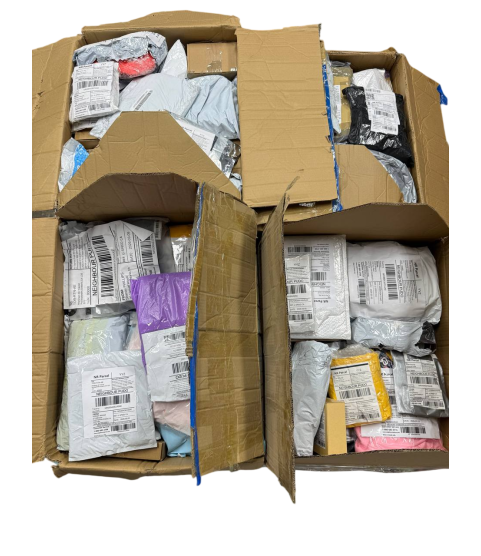 1 Pallet - Aliexpress Liquidation - General Merchandise, Accessories, Electronics, Shoes, Toys - Condition: Customer returns - Unsorted