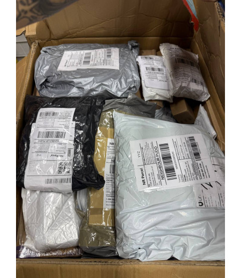 1 Pallet - Aliexpress Liquidation - General Merchandise, Accessories, Electronics, Shoes, Toys - Condition: Customer returns - Unsorted