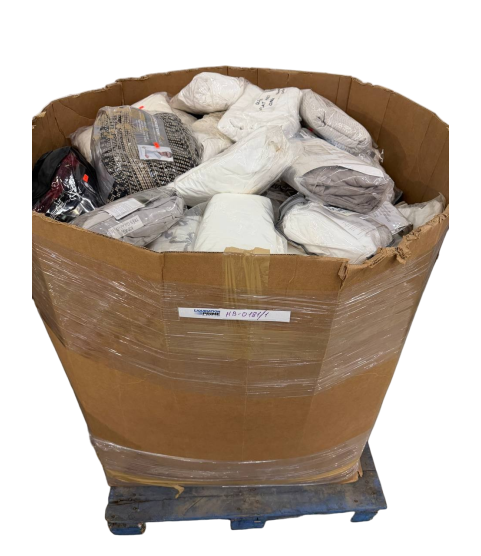 Truckload 12 Pallets - Wholesale Hudson's Bay Liquidation - Hudsons Bay Comforters, Pillows, Duvet Cover Sets & Bedding - Condition: Customer returns - Unsorted