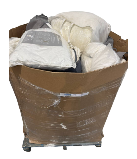 Truckload 12 Pallets - Wholesale Hudson's Bay Liquidation - Hudsons Bay Comforters, Pillows, Duvet Cover Sets & Bedding - Condition: Customer returns - Unsorted