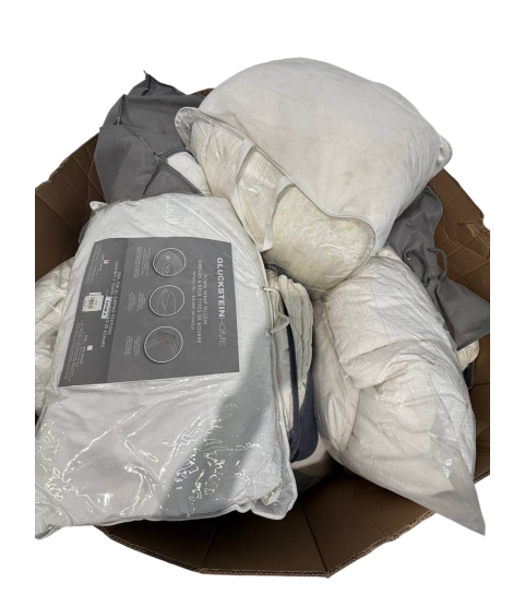Truckload 12 Pallets - Wholesale Hudson's Bay Liquidation - Hudsons Bay Comforters, Pillows, Duvet Cover Sets & Bedding - Condition: Customer returns - Unsorted