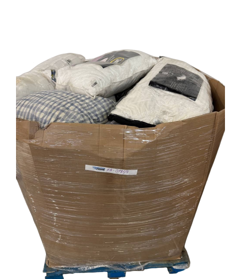 Truckload 12 Pallets - Wholesale Hudson's Bay Liquidation - Hudsons Bay Comforters, Pillows, Duvet Cover Sets & Bedding - Condition: Customer returns - Unsorted