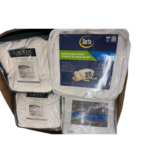 Truckload 12 Pallets - Wholesale Hudson's Bay Liquidation - Hudsons Bay Comforters, Pillows, Duvet Cover Sets & Bedding - Condition: Customer returns - Unsorted