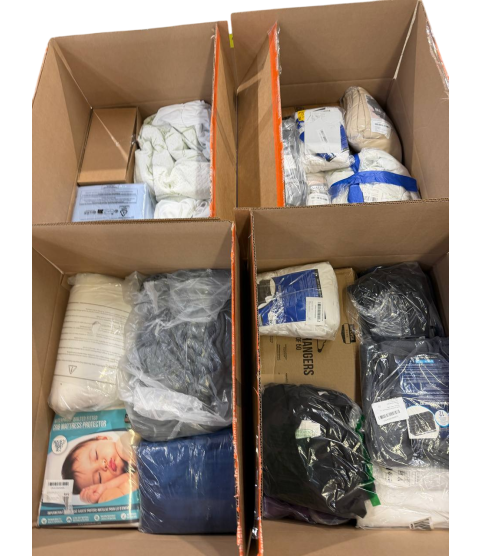 Truckload 12 Pallets - Wholesale Amazon Liquidation - Pillows, Comforters, Bedsheets, Towels, Hangers & More, General Merchandise - Condition: Customer returns - Unsorted