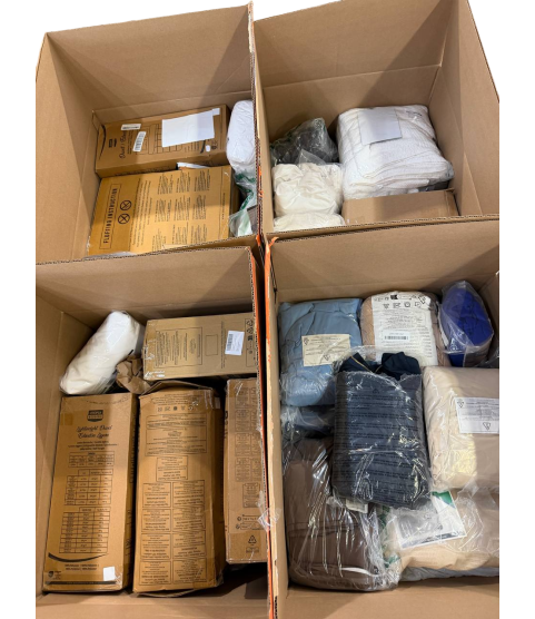 Truckload 12 Pallets - Wholesale Amazon Liquidation - Pillows, Comforters, Bedsheets, Towels, Hangers & More, General Merchandise - Condition: Customer returns - Unsorted