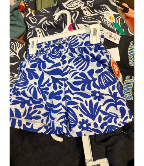 1 Pallet - Wholesale Walmart Liquidation - Clothes and Accessories - Condition: Brand New