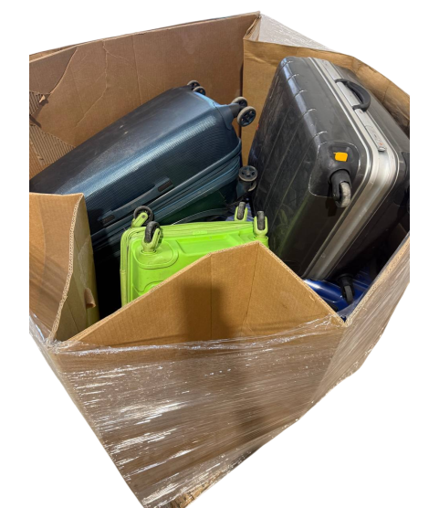 1 Pallet - Wholesale Liquidation - Suitcases - Condition: Customer returns