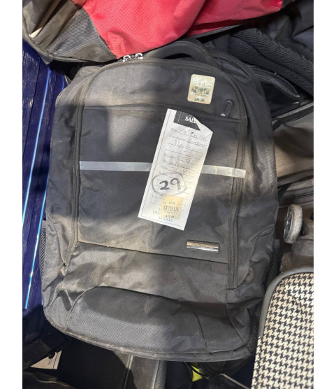 1 Pallet - Wholesale Liquidation - Suitcases - Condition: Customer returns