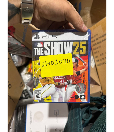 1 Pallet - Wholesale Walmart Liquidation - Toys, Electronics, Household Goods, Bed Linen & General Merchandise - Condition: Customer returns - Unsorted