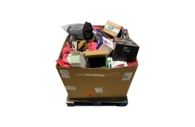 1 Pallet - Wholesale Walmart Liquidation - Samsung watch, Clothing, Toys, Household Goods, Electronics & General Merchandise - Condition: Customer returns - Unsorted