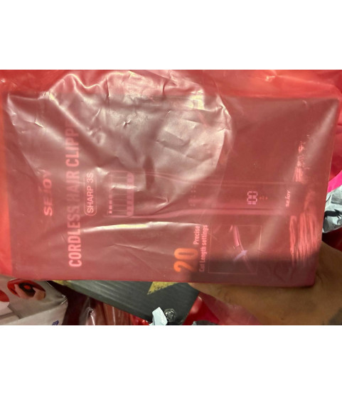 1 Pallet - Wholesale Walmart Liquidation - Samsung watch, Clothing, Toys, Household Goods, Electronics & General Merchandise - Condition: Customer returns - Unsorted