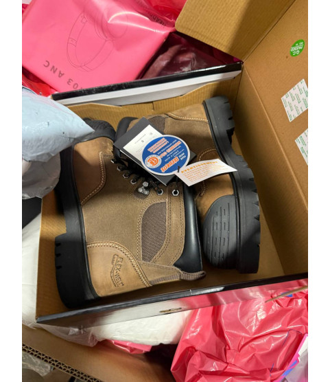 1 Pallet - Wholesale Walmart Liquidation - Samsung watch, Clothing, Toys, Household Goods, Electronics & General Merchandise - Condition: Customer returns - Unsorted