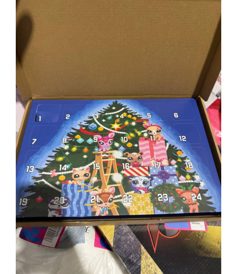 1 Pallet - Wholesale Walmart Liquidation - Samsung watch, Clothing, Toys, Household Goods, Electronics & General Merchandise - Condition: Customer returns - Unsorted