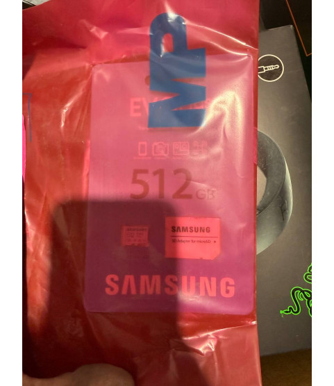 1 Pallet - Wholesale Walmart Liquidation - Samsung watch, Clothing, Toys, Household Goods, Electronics & General Merchandise - Condition: Customer returns - Unsorted