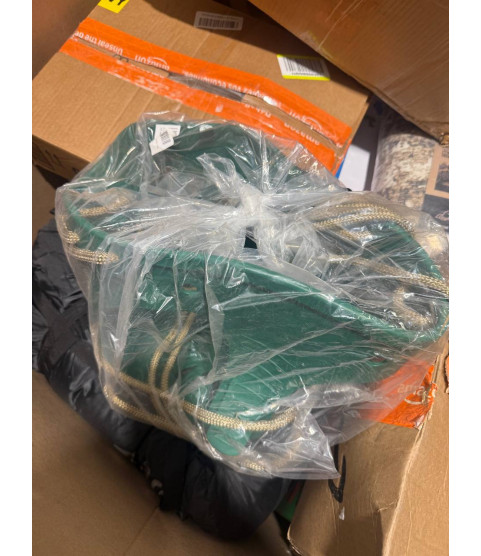 1 Pallet - Wholesale Amazon Liquidation - Household Goods, Toys, Electronics & General Merchandise - Condition: Customer returns - Unsorted